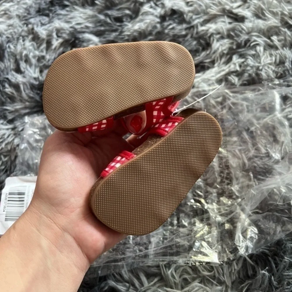 Of navy red sandals
